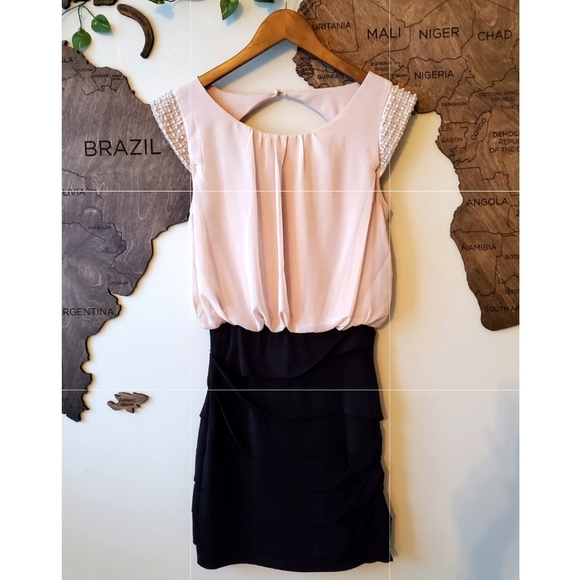 NWOT🔥Elegant Soft Pink Pearl Office/Party Dress - Picture 2 of 7